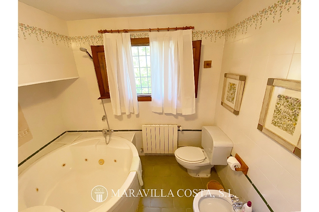 villa in Javea for sale, built area 500 m², + central heating, air-condition, plot area 3000 m², 6 bedroom, 5 bathroom, swimming-pool, ref.: MV-2471-27