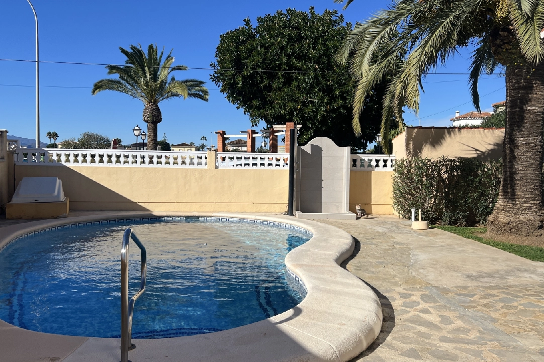 villa in Els Poblets for sale, built area 130 m², year built 2000, condition neat, + central heating, air-condition, plot area 545 m², 4 bedroom, 2 bathroom, swimming-pool, ref.: AS-2721-25