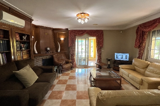 Villa in Denia zu vermieten, Wohnfläche 200 m², Zustand gepflegt, + Zentralheizung, Klimaanlage, Grundstück 900 m², 3 Schlafzimmer, 2 Badezimmer, Pool, ref.: D-0123-33