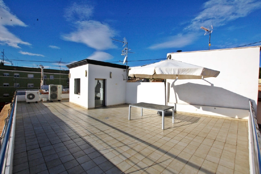 town house in Oliva for sale, built area 339 m², year built 2008, + underfloor heating, air-condition, plot area 122 m², 4 bedroom, 4 bathroom, swimming-pool, ref.: O-V78914D-34
