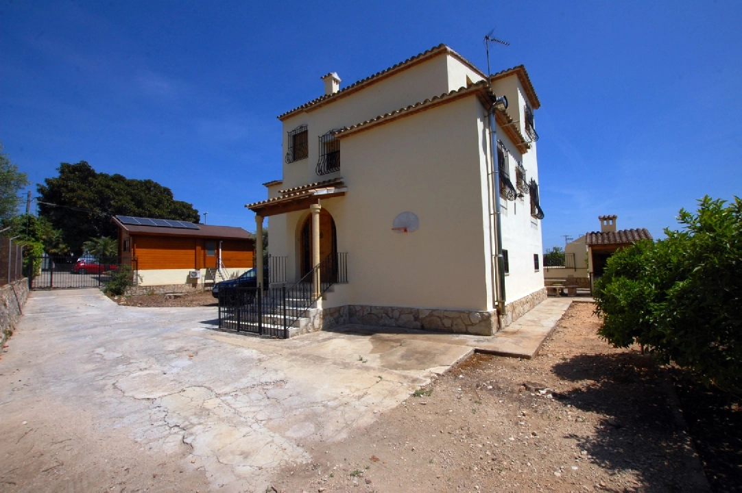 villa in Pego for sale, built area 289 m², year built 1985, + central heating, air-condition, plot area 4300 m², 5 bedroom, 3 bathroom, swimming-pool, ref.: O-V86714D-17