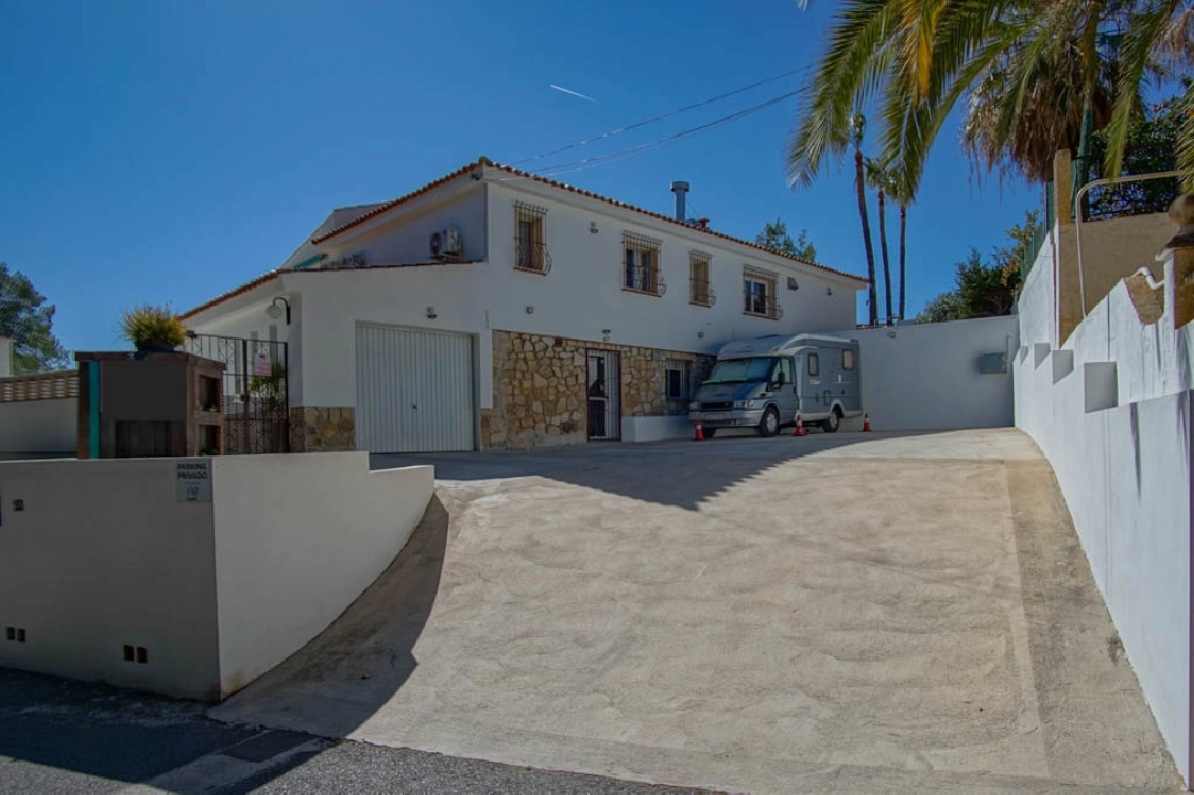 villa in La Nucia(Barranco Hondo) for sale, built area 230 m², air-condition, plot area 1087 m², 4 bedroom, 3 bathroom, swimming-pool, ref.: BP-7051NUC-2