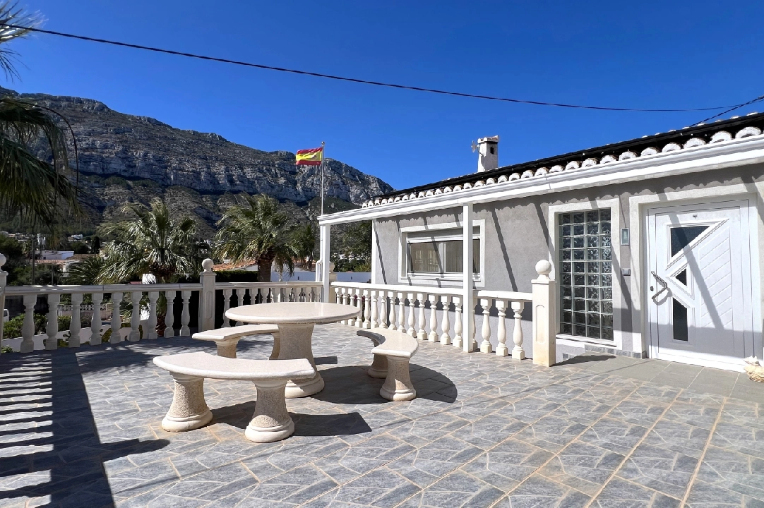 villa in Denia for holiday rental, built area 166 m², year built 1978, + stove, air-condition, plot area 802 m², 2 bedroom, 2 bathroom, swimming-pool, ref.: T-0224-20