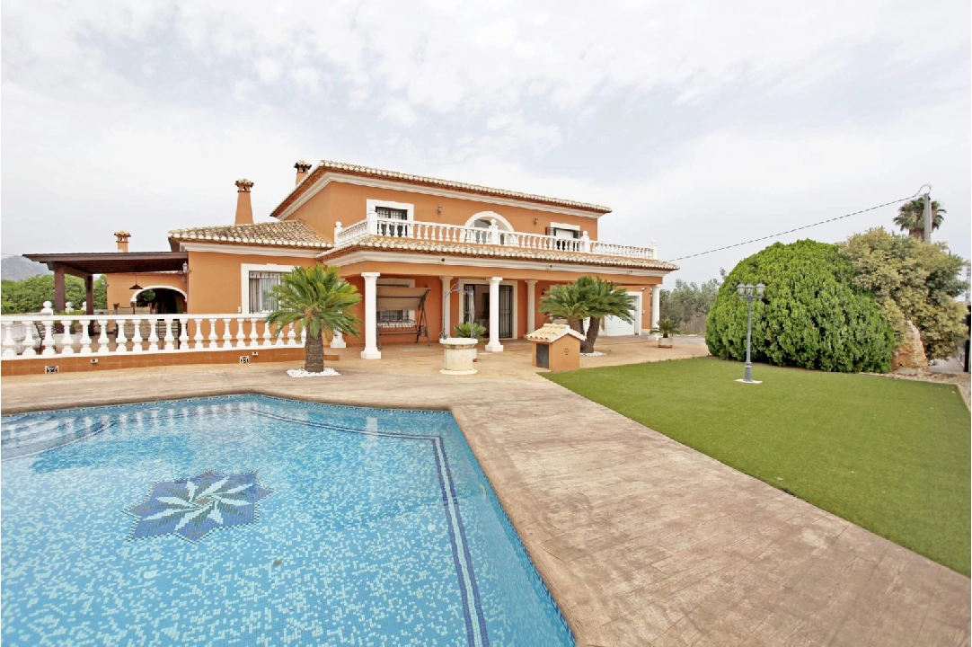 villa in Denia(Torrecarrals) for sale, built area 442 m², condition neat, + central heating, plot area 4441 m², 3 bedroom, 4 bathroom, swimming-pool, ref.: MNC-0124-43