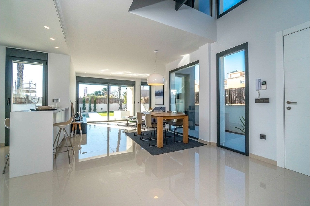 villa in La Marina for sale, built area 235 m², condition first owner, air-condition, plot area 272 m², 3 bedroom, 3 bathroom, swimming-pool, ref.: HA-MAN-246-E01-4