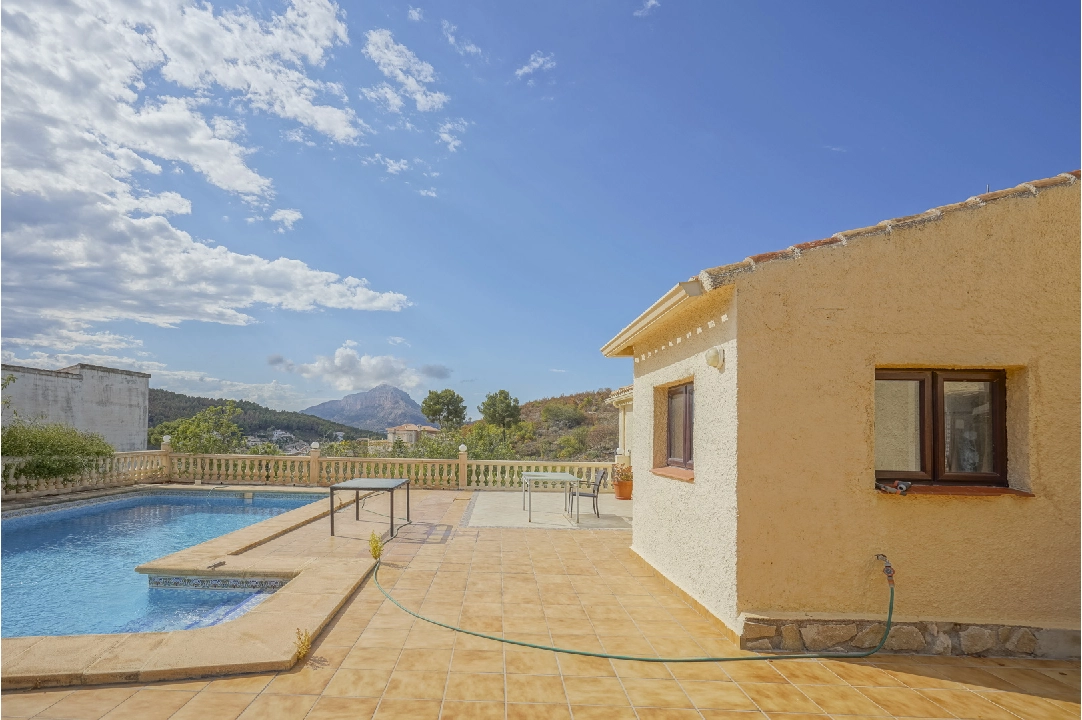 villa in Javea(Pinosol) for sale, built area 288 m², air-condition, plot area 2135 m², 4 bedroom, 4 bathroom, ref.: BP-4386JAV-40