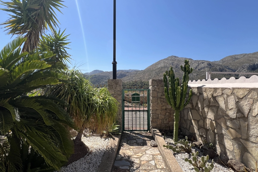 villa in Pego for sale, built area 194 m², year built 2003, condition neat, + central heating, air-condition, plot area 600 m², 3 bedroom, 3 bathroom, ref.: RG-0324-8