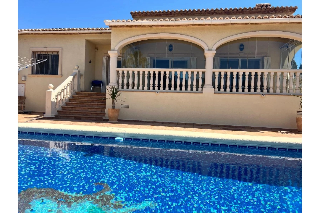 villa in Calpe for sale, built area 145 m², air-condition, 3 bedroom, 2 bathroom, swimming-pool, ref.: BS-84840333-34