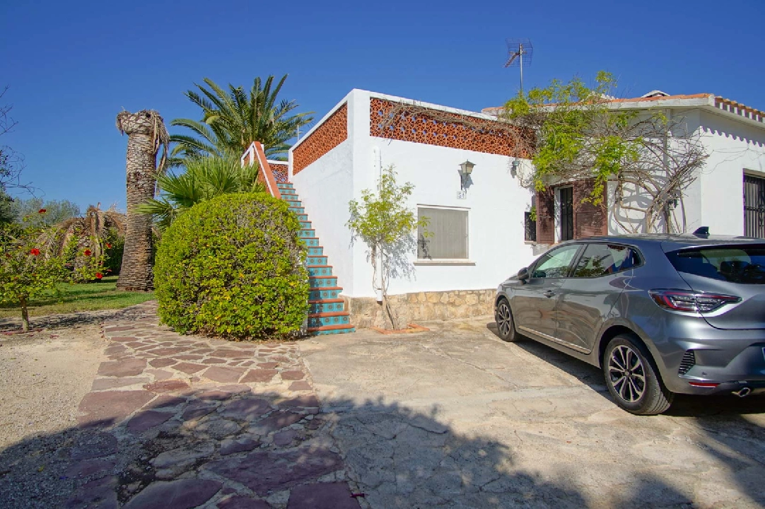 villa in Denia(Santa Paula) for sale, built area 150 m², air-condition, plot area 1505 m², 4 bedroom, 2 bathroom, ref.: BP-8178DEN-2