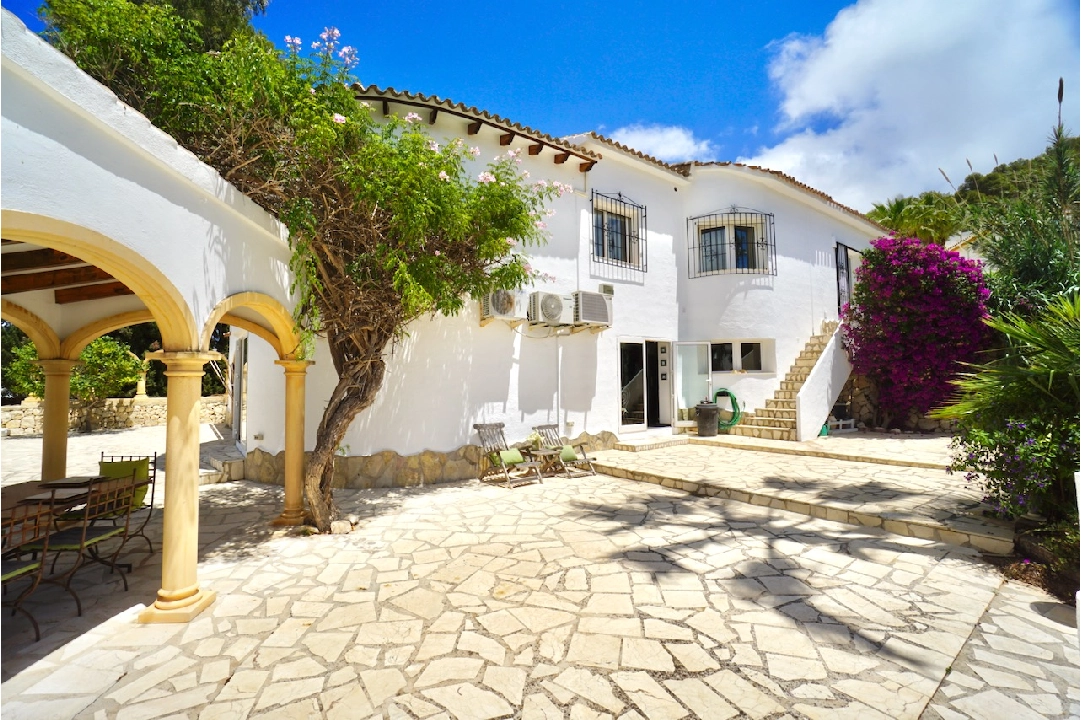 villa in Moraira(Moraira Alcasar) for sale, built area 267 m², air-condition, plot area 972 m², 5 bedroom, 3 bathroom, swimming-pool, ref.: CA-H-1781-AMBI-41