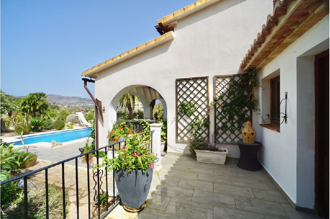 country house in Benissa(Partida Llenes) for sale, built area 326 m², air-condition, plot area 18203 m², 3 bedroom, 3 bathroom, swimming-pool, ref.: CA-F-1784-AMBI-22