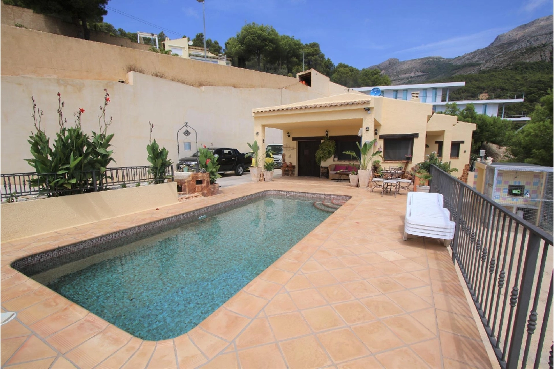 villa in Callosa d-en Sarria(Callosa D en Sarria) for sale, built area 162 m², plot area 670 m², 4 bedroom, 2 bathroom, swimming-pool, ref.: COB-3147-10535-4