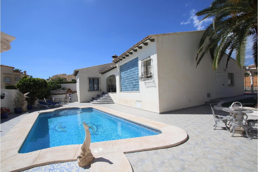 villa in Calpe(Pla roig) for sale, built area 212 m², air-condition, plot area 800 m², 2 bedroom, 2 bathroom, swimming-pool, ref.: COB-3301-10535-24