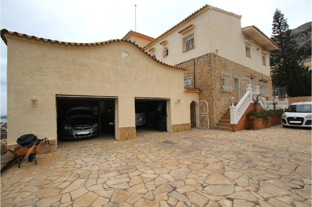 villa in Calpe(La Canuta) for sale, built area 609 m², plot area 3102 m², 4 bedroom, 4 bathroom, swimming-pool, ref.: COB-3330-10535-23