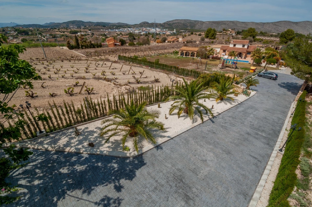 country house in Teulada(Zona de la playa) for sale, built area 238 m², air-condition, plot area 14129 m², 5 bedroom, 4 bathroom, swimming-pool, ref.: COB-3457-10535-27