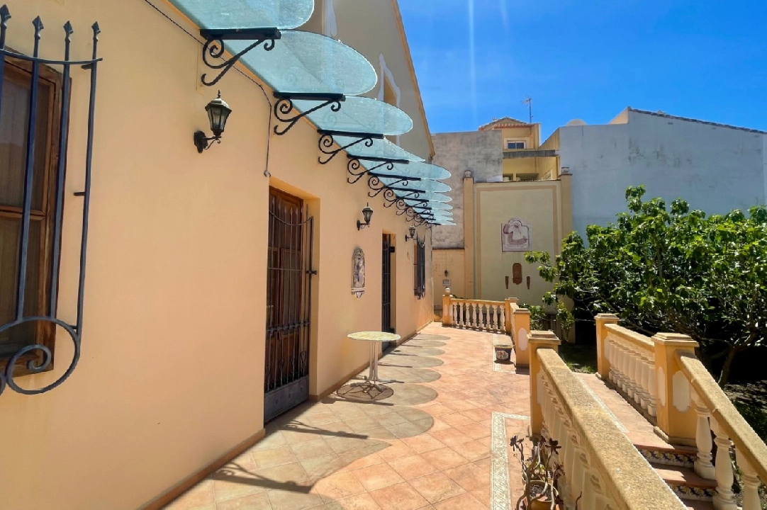 town house in Parcent for sale, built area 378 m², year built 1940, + central heating, air-condition, plot area 575 m², 7 bedroom, 3 bathroom, swimming-pool, ref.: PV-141-01979P-16