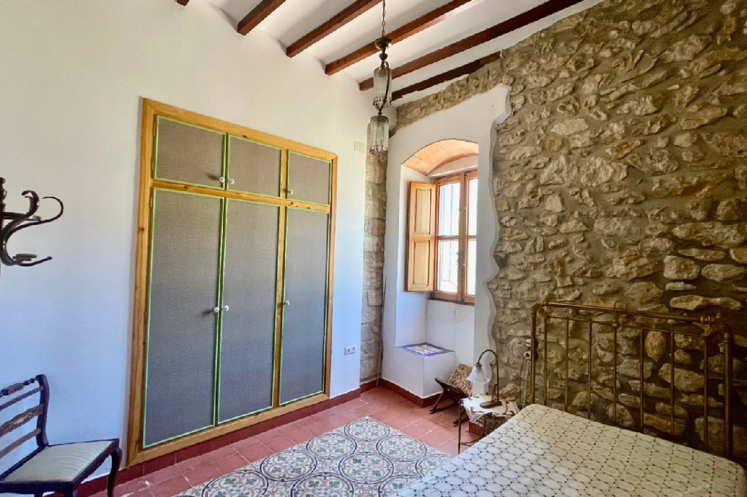 town house in Parcent for sale, built area 378 m², year built 1940, + central heating, air-condition, plot area 575 m², 7 bedroom, 3 bathroom, ref.: PV-141-01979P-33