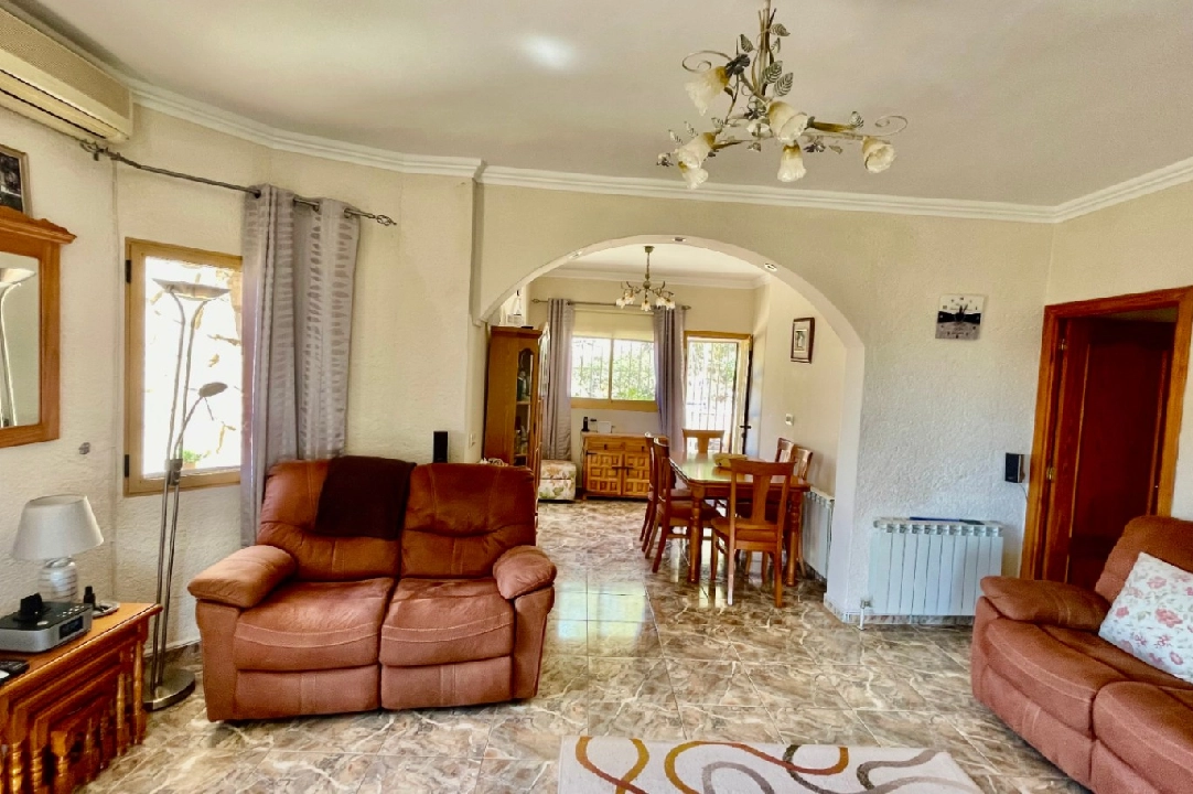 villa in Parcent for sale, built area 264 m², year built 1986, + central heating, air-condition, plot area 900 m², 5 bedroom, 3 bathroom, swimming-pool, ref.: PV-141-01984P-17