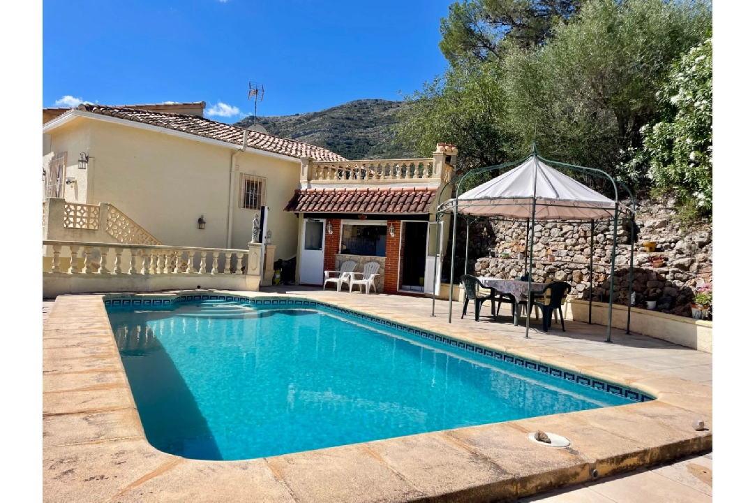 villa in Parcent for sale, built area 264 m², year built 1986, + central heating, air-condition, plot area 900 m², 5 bedroom, 3 bathroom, swimming-pool, ref.: PV-141-01984P-40