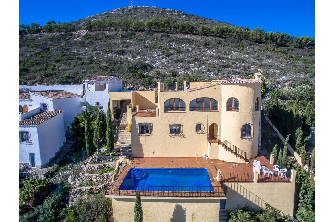 villa in Benitachell for sale, built area 290 m², year built 2005, + stove, air-condition, plot area 950 m², 5 bedroom, 4 bathroom, swimming-pool, ref.: AM-11229DA-1