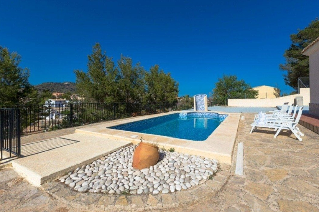 villa in Calpe for sale, built area 90 m², + stove, air-condition, plot area 800 m², 3 bedroom, 1 bathroom, swimming-pool, ref.: AM-11853DR-3