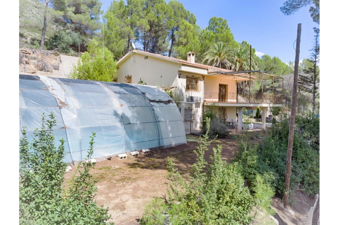 country house in Relleu for sale, built area 174 m², year built 1990, air-condition, plot area 26000 m², 4 bedroom, 1 bathroom, swimming-pool, ref.: AM-12046DA-4