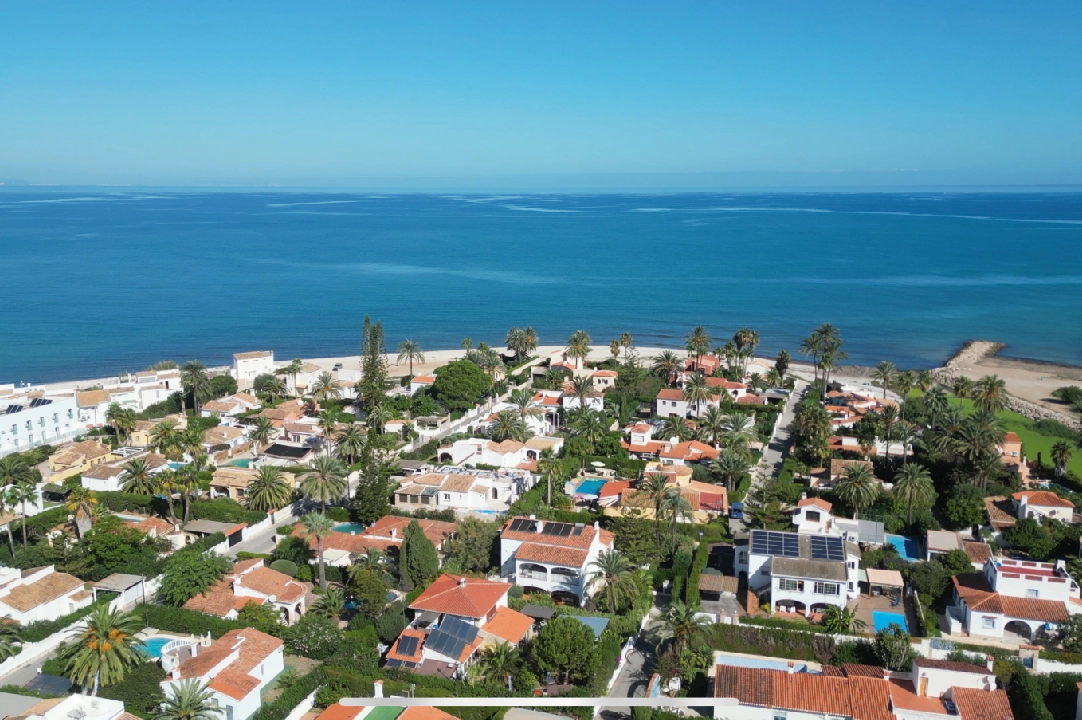 villa in Els Poblets(Sorts de la mar 26A) for sale, built area 80 m², year built 1985, condition mint, + KLIMA, air-condition, plot area 303 m², 2 bedroom, 2 bathroom, swimming-pool, ref.: AS-0824-3