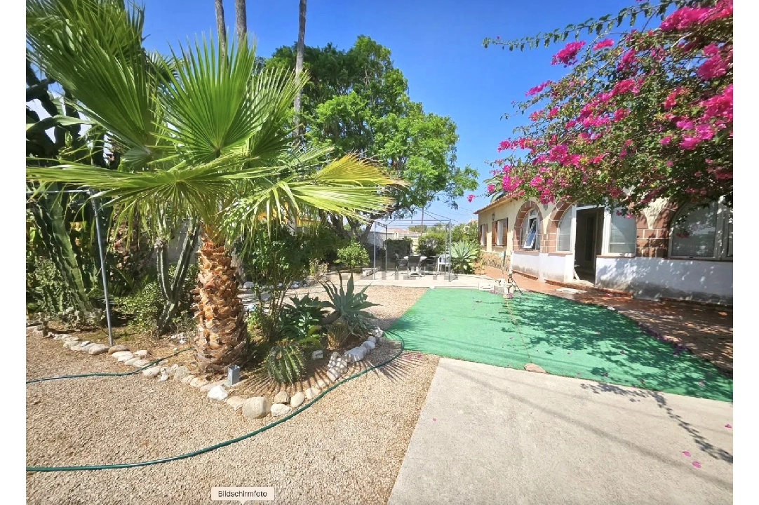 villa in Els Poblets(Gironets) for sale, built area 119 m², year built 1979, + central heating, plot area 650 m², 2 bedroom, 1 bathroom, ref.: ICB-0124-19