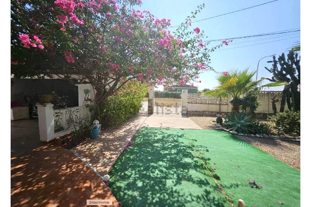 villa in Els Poblets(Gironets) for sale, built area 119 m², year built 1979, + central heating, plot area 650 m², 2 bedroom, 1 bathroom, ref.: ICB-0124-4