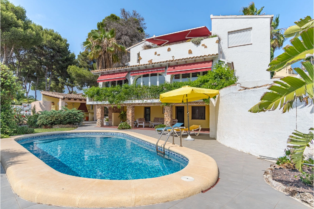 villa in Moraira for sale, built area 358 m², year built 1975, + KLIMA, air-condition, plot area 772 m², 5 bedroom, 3 bathroom, swimming-pool, ref.: BP-C4XY8096MOR-1