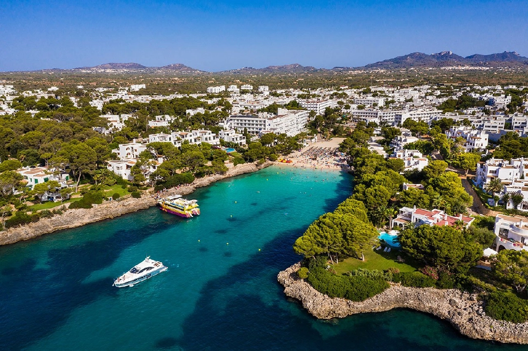 apartment on higher floor in Cala D-Or for sale, built area 107 m², condition first owner, air-condition, 2 bedroom, 2 bathroom, swimming-pool, ref.: HA-MLN-433-A01-28