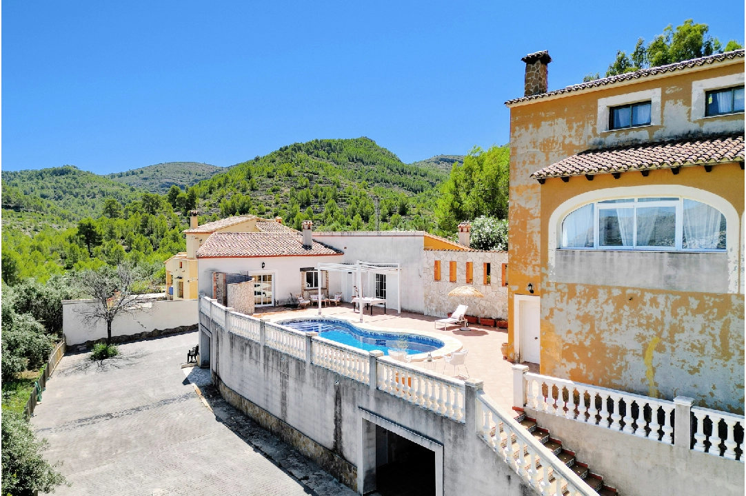 villa in Orba(L Aspre) for sale, built area 225 m², year built 1997, condition neat, + central heating, air-condition, plot area 773 m², 3 bedroom, 3 bathroom, swimming-pool, ref.: RG-0724-39