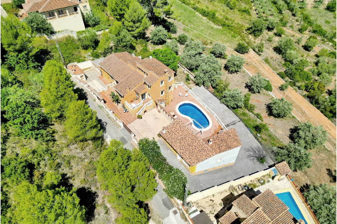 villa in Orba(L Aspre) for sale, built area 225 m², year built 1997, condition neat, + central heating, air-condition, plot area 773 m², 3 bedroom, 3 bathroom, swimming-pool, ref.: RG-0724-4