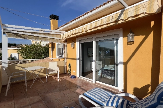 Villa in Gata de Gorgos(Monte Pedreguer) zur Ferienvermietung, Wohnfläche 180 m², Baujahr 2006, + Ofen, Klimaanlage, Grundstück 600 m², 3 Schlafzimmer, 3 Badezimmer, Pool, ref.: T-0624-19