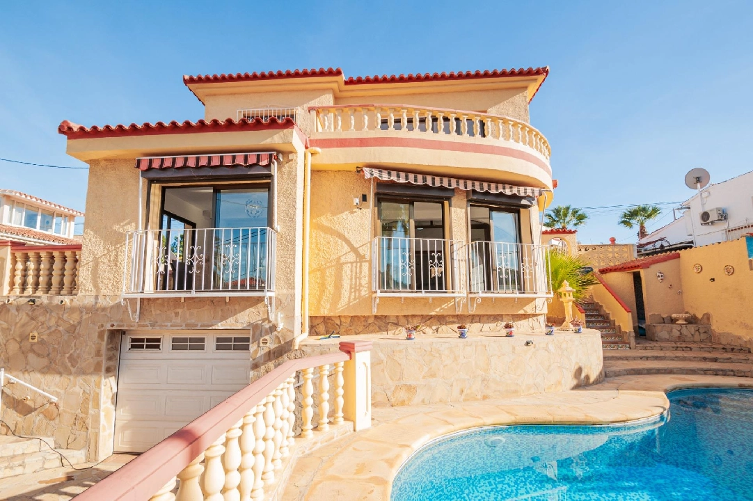 villa in Calpe(Playa De La Fossa) for sale, built area 195 m², air-condition, plot area 500 m², 3 bedroom, 3 bathroom, swimming-pool, ref.: COB-3496-10535-21