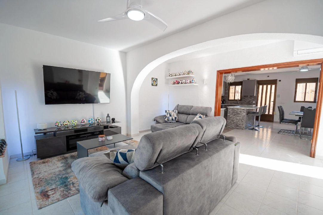 villa in Calpe(Playa De La Fossa) for sale, built area 195 m², air-condition, plot area 500 m², 3 bedroom, 3 bathroom, swimming-pool, ref.: COB-3496-10535-8