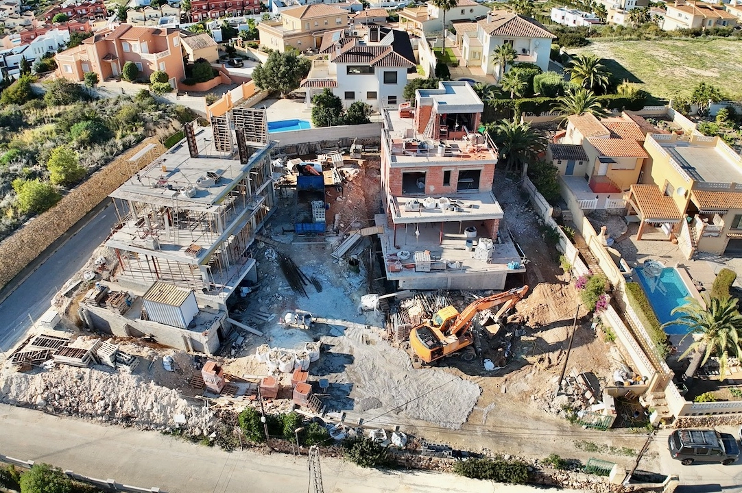 villa in Calpe(Ortembach) for sale, built area 350 m², air-condition, plot area 792 m², 4 bedroom, 4 bathroom, swimming-pool, ref.: CA-H-1849-AMBE-26