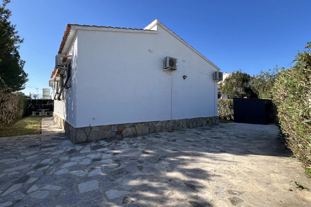 villa in Els Poblets(Barranquets) for sale, built area 120 m², year built 1990, air-condition, plot area 427 m², 3 bedroom, 2 bathroom, swimming-pool, ref.: JS-0325-13