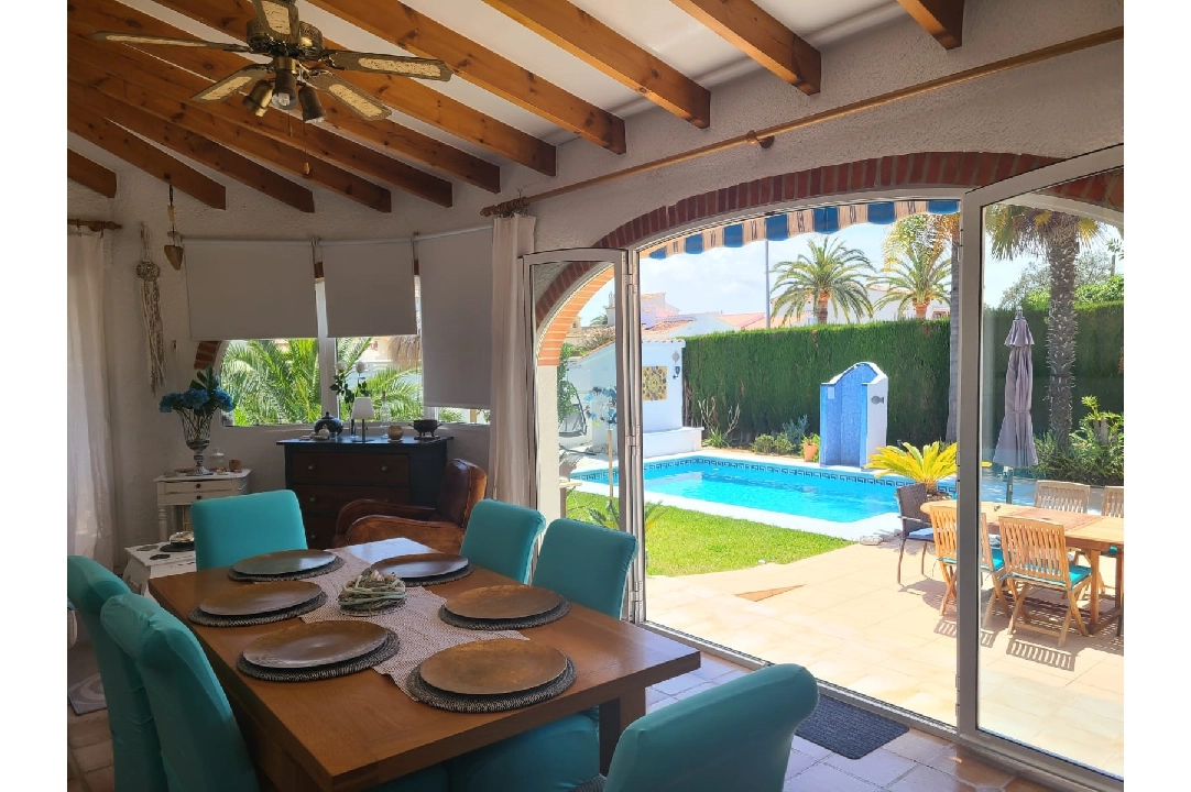 summer house in Els Poblets for holiday rental, built area 160 m², year built 1989, condition modernized, + central heating, air-condition, plot area 700 m², 3 bedroom, 2 bathroom, ref.: V-0125-4