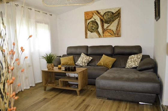 Villa in Denia zu verkaufen, Wohnfläche 121 m², Klimaanlage, Grundstück 623 m², 4 Schlafzimmer, 2 Badezimmer, Pool, ref.: CO-C25935-22