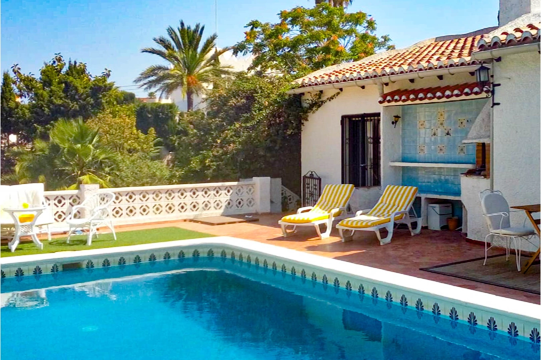 villa in Denia for sale, built area 250 m², year built 1978, + KLIMA, air-condition, plot area 1929 m², 3 bedroom, 2 bathroom, swimming-pool, ref.: BP-C3XY8187DEN-1