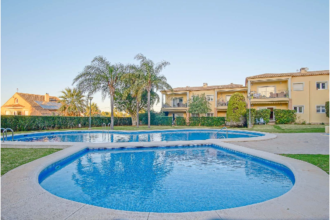 apartment in Denia for sale, built area 72 m², year built 2009, air-condition, 1 bedroom, 1 bathroom, swimming-pool, ref.: BP-8233DEN-13