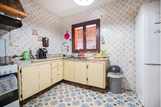 Finca in Benissa zu verkaufen, Wohnfläche 212 m², Baujahr 1978, Klimaanlage, Grundstück 2640 m², 4 Schlafzimmer, 1 Badezimmer, Pool, ref.: AM-12447DR-16