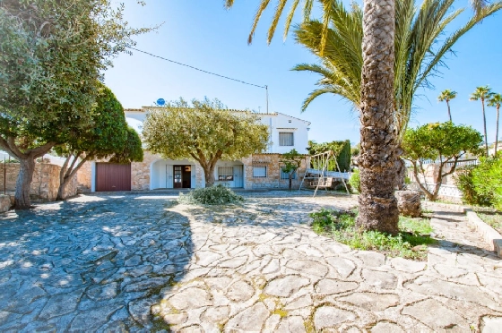 Villa in Benissa(La Fustera) zu verkaufen, Wohnfläche 312 m², Baujahr 1978, Klimaanlage, Grundstück 2669 m², 6 Schlafzimmer, 2 Badezimmer, Pool, ref.: AM-12452DA-20