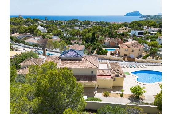 Villa in Moraira zu verkaufen, Wohnfläche 466 m², Baujahr 2005, Klimaanlage, Grundstück 2040 m², 5 Schlafzimmer, 5 Badezimmer, Pool, ref.: AM-12515DR-14