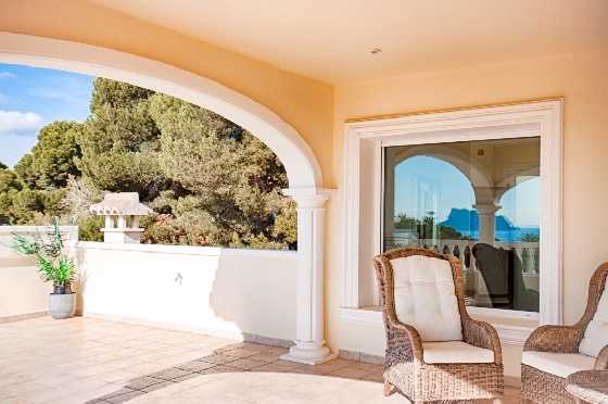 Villa in Moraira zu verkaufen, Wohnfläche 466 m², Baujahr 2005, Klimaanlage, Grundstück 2040 m², 5 Schlafzimmer, 5 Badezimmer, Pool, ref.: AM-12515DR-26