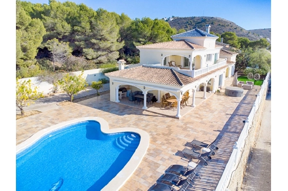 Villa in Moraira zu verkaufen, Wohnfläche 466 m², Baujahr 2005, Klimaanlage, Grundstück 2040 m², 5 Schlafzimmer, 5 Badezimmer, Pool, ref.: AM-12515DR-5
