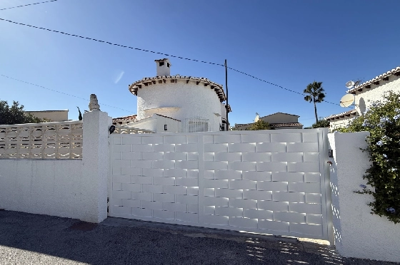 Villa in Els Poblets zur Ferienvermietung, Wohnfläche 100 m², Baujahr 1983, Zustand gepflegt, + KLIMA, Klimaanlage, Grundstück 353 m², 3 Schlafzimmer, 1 Badezimmer, Pool, ref.: T-0325-20