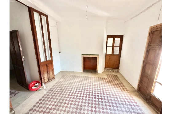 Stadthaus in Pego zu verkaufen, Wohnfläche 426 m², Baujahr 1900, Klimaanlage, Grundstück 172 m², 10 Schlafzimmer, 4 Badezimmer, Pool, ref.: O-V96014-31