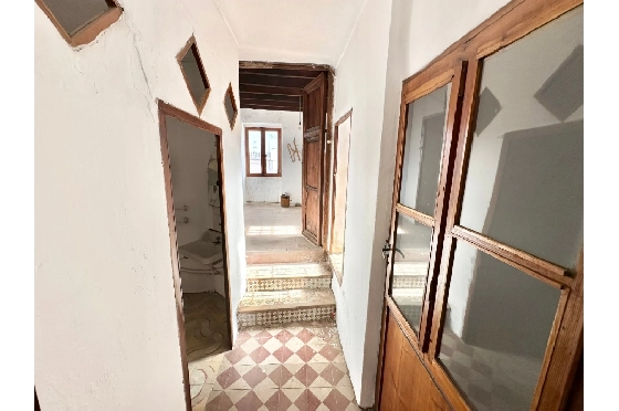 Stadthaus in Pego zu verkaufen, Wohnfläche 426 m², Baujahr 1900, Klimaanlage, Grundstück 172 m², 10 Schlafzimmer, 4 Badezimmer, Pool, ref.: O-V96014-34